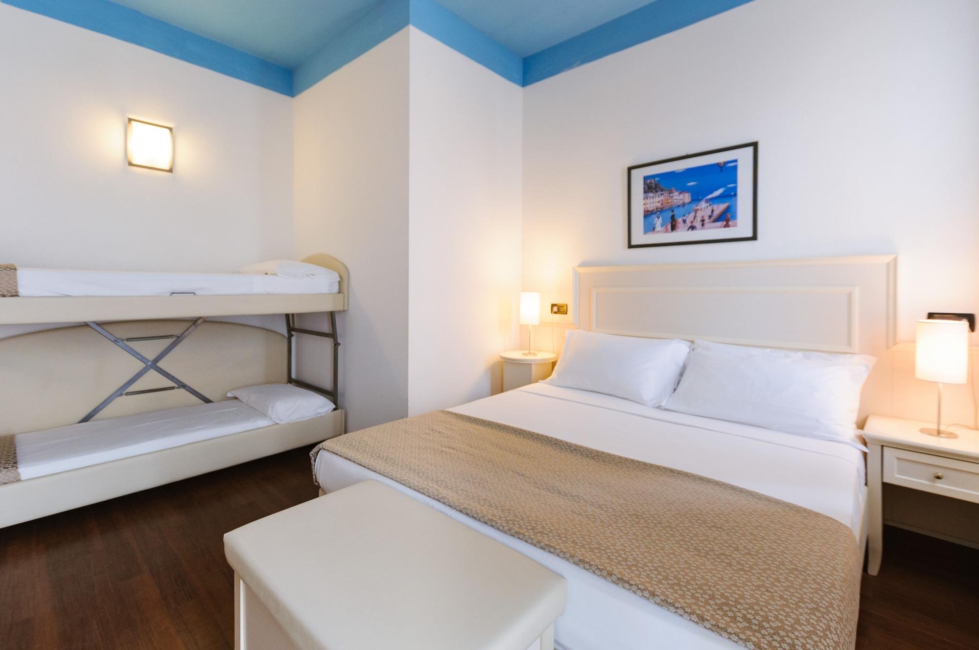 Hotel Fra I Pini リミニ エクステリア 写真