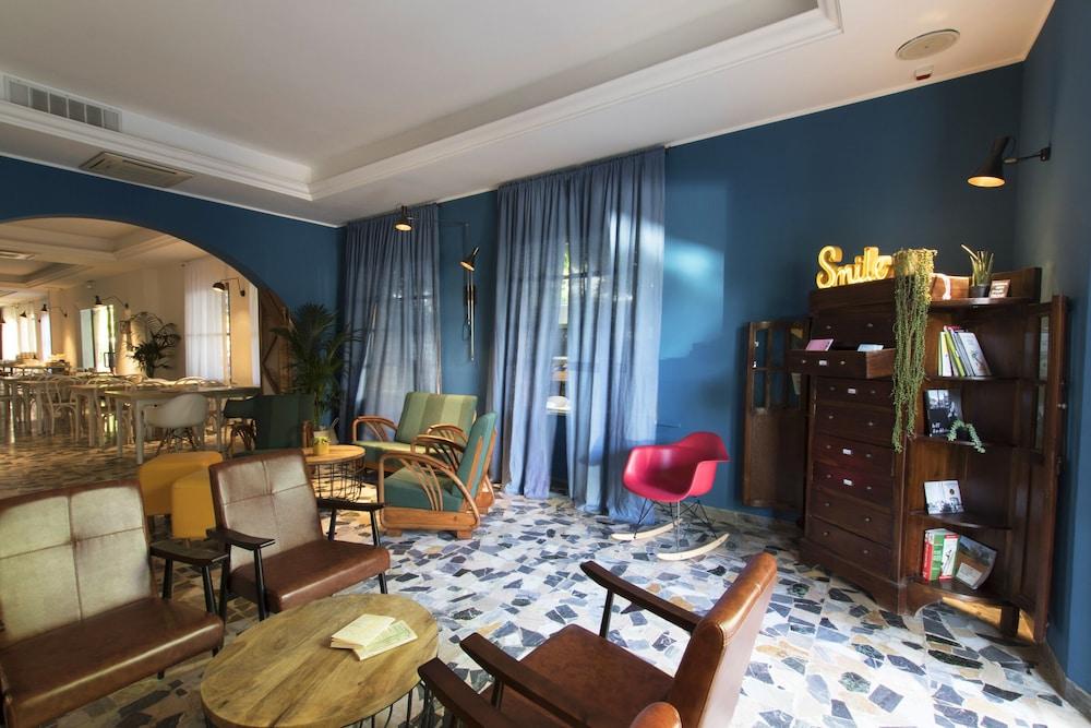 Hotel Fra I Pini リミニ エクステリア 写真