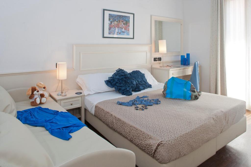 Hotel Fra I Pini リミニ 部屋 写真