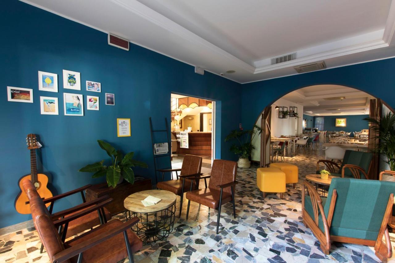 Hotel Fra I Pini リミニ エクステリア 写真